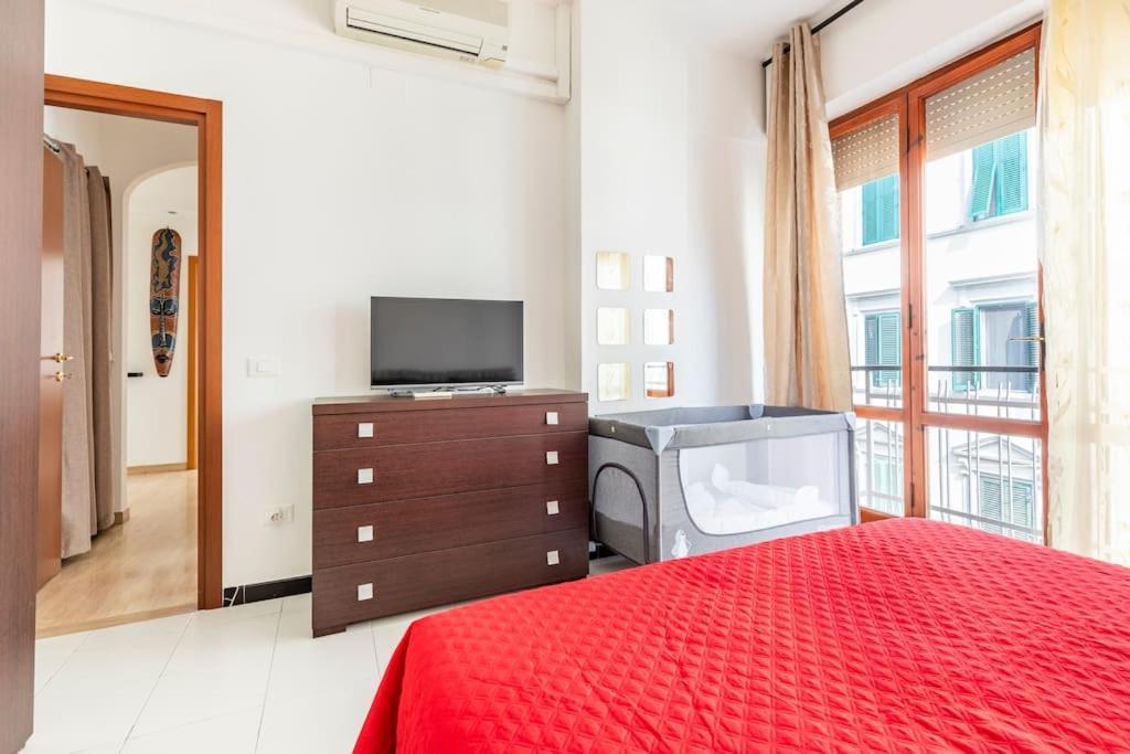Casa Etruschi - Appartamento Con Posto Auto Livorno Eksteriør billede