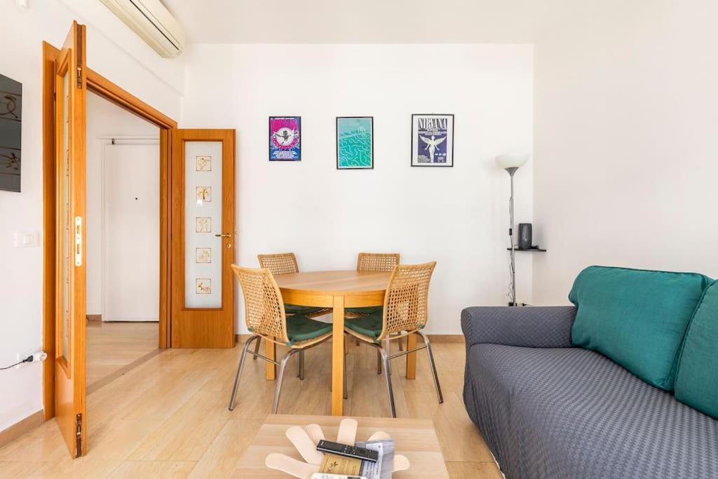 Casa Etruschi - Appartamento Con Posto Auto Livorno Eksteriør billede